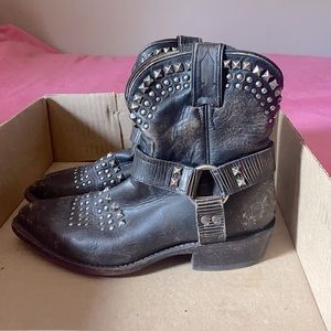 Frye Western Ankle studded boots